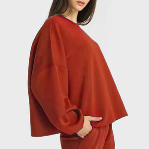 ชุดกีฬาผ้าฝ้าย 2 ชิ้น เสื้อทรงหลวม สไตล์สปอร์ต สีพื้น ใส่สบาย เสื้อทรงหลวมสำหรับผู้หญิง กางเกงจ็อกเกอร์ ผ้าโพลีเอสเตอร์ผสมผ้าฝ้าย - Product Image 5