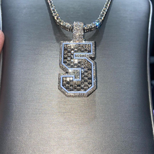 จี้หมายเลข 5 แบบ Iced Out ชุบโรเดียม ประดับคริสตัล สไตล์ฮิปฮอปสำหรับผู้ชาย ของขวัญเครื่องประดับแฟชั่น - Product Image 5