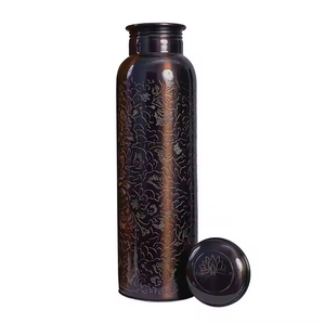 Botella de Agua de Cobre Arabesco Negro Mate, Botella de Hidratación Ecológica Reutilizable a Prueba de Fugas de Diseño Ornamental Premium - Product Image 2
