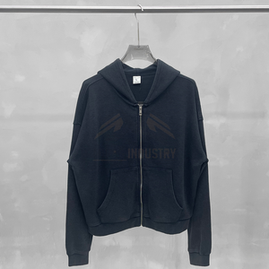 เสื้อฮู้ดดี้สีดำแบบ unisex สำหรับทุกเพศทุกวัย ทรงวาฟเฟิล แขนยาว สวมใส่สบาย มีกระเป๋าหน้า ผลิตจากผ้าฝ้ายฟลีซ 100% ไม่หดตัว เหมาะสำหรับฤดูหนาว - Product Image 1