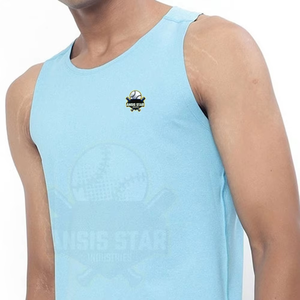 เสื้อกล้ามแขนกุดสีฟ้าอ่อนสำหรับผู้ชาย คอกลม ผ้าถัก สีพื้น แห้งเร็ว สวมใส่สบาย ดีไซน์โลโก้ด้านหน้า - Product Image 3