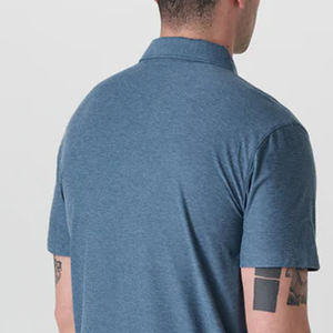 Camiseta de Hombre con Cuello Camisero y Diseño de Logotipo, Corte Moderno y Diseño de Moda para la Colección de Verano 2026 - Product Image 6