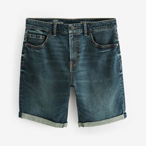 Shorts de mezclilla para hombre de corte relajado, hechos con tela premium que garantiza durabilidad, flexibilidad y comodidad para uso casual durante todo el día. - Product Image 1