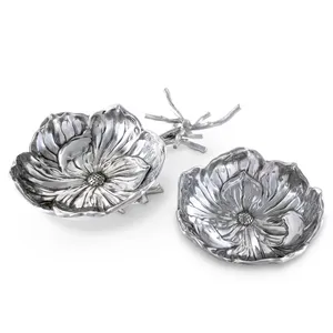 Cuenco Decorativo Premium de Metal Martillado para Decoración Interior Elegante y Exhibición de Frutas; Elegante Cuenco de Cerámica Hecho a Mano para - Product Image 1