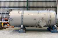 Industriële fruitverwerkingsapparatuur: crusher, sapcentrifuge, pulper, wasmachine, schiller, snijmachine, machines voor commerciële voedselproductie.