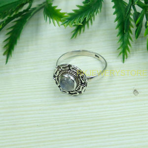 Anillo de Piedra Lunar Arcoíris Fuego Azul Natural, Plata de Ley 925, Hecho a Mano, Diseño Único, Anillo de Piedra Lunar para Mujer - Product Image 3