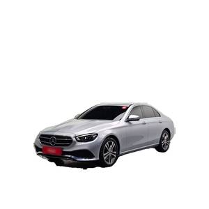 Mercedes-Benz Clase E E350 4MATIC Avantgarde, Modelo de Julio de 2022, 30,498 km, Caja de Cambios Automática, Asientos de Cuero, Cámara Trasera, Volante a la Izquierda - Product Image 1