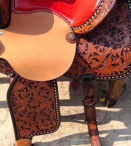 Selle d'endurance Western haut de gamme en cuir véritable pour l'équitation, avec tapis de selle, durable - Product Image 5