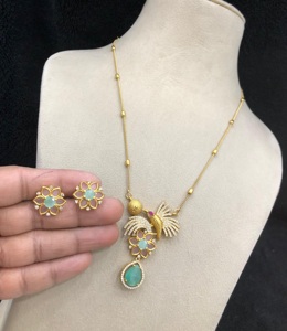 Collier et boucles d'oreilles en laiton de qualité supérieure, style antique polonais, avec pierres CZ AD, pour femmes et filles. - Product Image 1