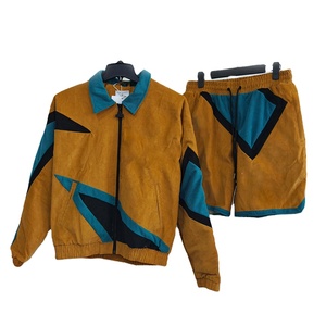 Ensemble survêtement unisexe d'hiver de haute qualité, personnalisable, style vintage des années 90, en velours côtelé, veste coupe-vent et short - Product Image 1