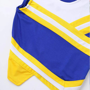 Ensemble de cheerleading personnalisé avec logo pour filles – Uniforme élégant pour les équipes scolaires et les spectacles - Product Image 5