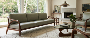 Sofá de Tres Plazas MT Furniture, Estilo Moderno de Mediados de Siglo, Tapizado en Cuero PU, Relleno de Espuma, Respaldo Firme, Brazos Curvos, Madera de Roble Sólido, para Sala de Estar - Product Image 3