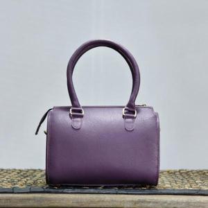 Bolsa de Viaje de Cuero Genuino Morado de Lujo con Panel de Piel de Vaca y Borlas, Ligera y de Gran Capacidad - Product Image 3