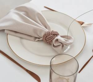 Anneaux de serviette couleur or rose |   Mélange de coton |   Décoration de table classique - Product Image 1