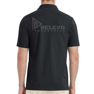 เสื้อยืดแขนสั้นสีดำสำหรับผู้ชายจาก Relevo Industries ผ้าฝ้าย 100% แห้งเร็ว ระบายอากาศได้ดี มีโลโก้ด้านหน้า ทรงหลวม สวมใส่สบาย - Product Image 3