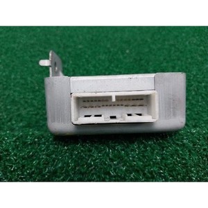 300 ECU y Módulos de Computación Usados 8996033090 - Product Image 3