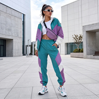 Ensembles 2 Pièces Tendance pour Femmes : Vêtements de Sport en Gros, Short Taille Haute et Veste Zippée, Survêtement Athlétique Personnalisé pour la Gym