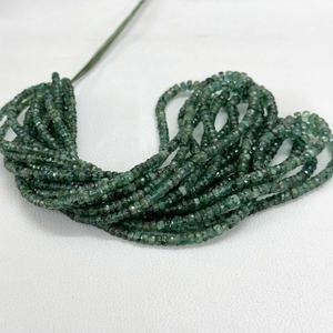 ลูกปัดอัญมณีสีเขียวมรกตธรรมชาติขนาด3มม. 4มม. - Product Image 1