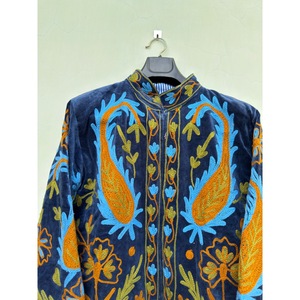เสื้อแจ็คเก็ตกำมะหยี่ปักมือ แขนยาว คอจีน ลายดอกไม้ สีฟ้า ส้ม เขียว แบบสวมหัว สำหรับฤดูใบไม้ร่วง - Product Image 2