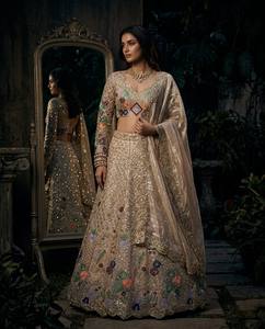 Divyam Creation Lehenga Choli en Faux Georgette Rouge Brodé, Robe Traditionnelle Indienne Longue pour Fête et Mariage, Taille Standard Femme - Product Image 3