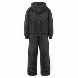 Conjunto Deportivo de Dos Piezas para Mujer, Sudadera con Capucha y Pantalones Jogger, Color Negro Lavado, 100% Algodón, Detalle de Pedrería, Marca White Bird Express - Product Image 5