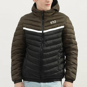 Chaqueta Acolchada Cálida y Resistente con Tela Suave y Acolchado Acogedor para Protección en Climas Fríos, Chaqueta Acolchada Ligera - Product Image 1