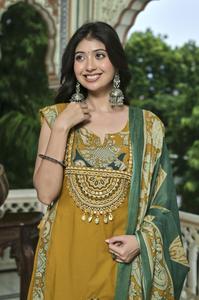 Kurta en coton brodé couleur moutarde pour femme avec salwar et dupatta de style traditionnel, coupe ample, tenue décontractée, Inde, Pakistan - Product Image 4