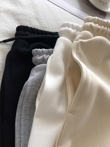 Pantalones Cortos Deportivos Casuales para Hombre, Diseño de Longitud Media con Bolsillos, Cómodos, Ajustables, para Correr, Caminar o Hacer Ejercicio - Product Image 4