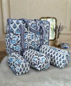 Ensemble de sacs fourre-tout matelassés en coton brodé floral avec fermeture éclair, sac de voyage et de shopping pour le week-end avec pochettes pour femmes - Product Image 3