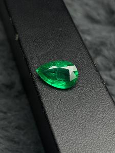 Piedra Preciosa Suelta de Esmeralda Verde Natural, Corte Pera, para Joyería - Product Image 4