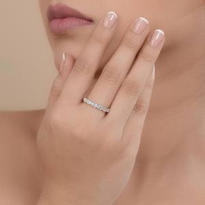 Anillo de Eternidad de Lujo en Oro de 18K con Diamantes Cultivados en Laboratorio de Corte Ovalado, Media Banda de Eternidad, Anillo de Boda con Diamantes Certificados - Product Image 2