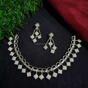 Conjunto de joyería nupcial de diamante americano clásico, collar y pendientes de dos piezas para boda, estilo clásico de moda - Product Image 1