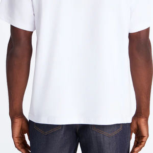 T-shirts d'été pour hommes conçus pour un port quotidien confortable, dotés d'un tissu léger et respirant avec une texture douce et une finition lisse - Product Image 5