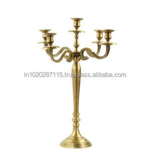 Impresionantes candelabros de latón con brazos altos para recepciones de bodas en altares de iglesia y eventos temáticos clásicos vintage - Product Image 4