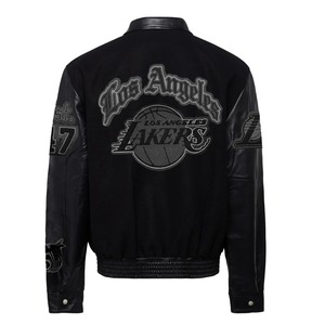 เสื้อแจ็คเก็ตขนสัตว์และหนังทีมลอสแอนเจลิส เลเกอร์ส สีดำบนพื้นดำ - Product Image 2
