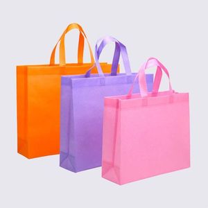 Sacs shopping personnalisés avec logo, poignées laminées, non tissés, dorés métallisés, vente en gros, promotionnels, Vietnam - Product Image 2