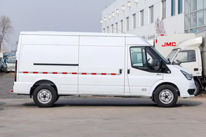 Furgoneta de Transporte Eléctrica CAR.G.O 2024, 5 Asientos, Volante a la Izquierda, Asientos de Cuero, Cámara Trasera, Techo Alto, Faros de Xenón - Product Image 5