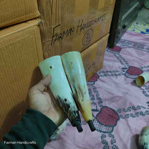 Corneta Tradicional de Búfalo Grande con Cordón de Cuero, Instrumento Musical Tradicional a Precio Económico - Product Image 6