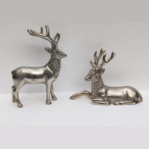 Par de Renos de Aluminio, Estatuas de Ciervos, Colgador Navideño Personalizado al por Mayor, Decoración de Ciervos con Mosaico Plateado, Soporte para Calcetines de Navidad - Product Image 3