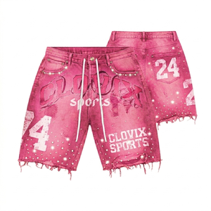 Shorts en jean streetwear pour homme de qualité supérieure avec logo personnalisé, imprimé graphique vintage déchiré, coupe ample en denim, décontracté pour l'été - Product Image 3