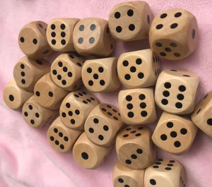 Puzzle en bois personnalisé gravé avec logo sur mesure, fait main, écologique, moderne, non fini, à 6 faces, pour jeux de nuit et prise de décision amusante - Product Image 1