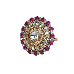 แหวนลายดอกไม้สีขาวสำหรับผู้หญิงชุดประจำชาติอินเดียสำหรับผู้หญิงส่งออกไปทั่วโลก - Product Image 1