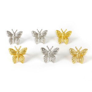 Anneaux de serviette en métal doré et argenté en forme de papillon pour la décoration de table de mariage - Product Image 2