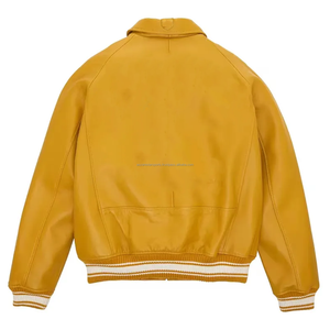 Chaqueta de Cuero Varsity Personalizable, Resistente al Viento y Elegante - Product Image 5