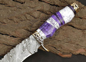 Cuchillo de caza de acero de Damasco hecho a mano de la mejor marca, con mango de resina y latón, el mejor cuchillo Bowie de hoja fija coleccionable, cuchillo de supervivencia. - Product Image 6