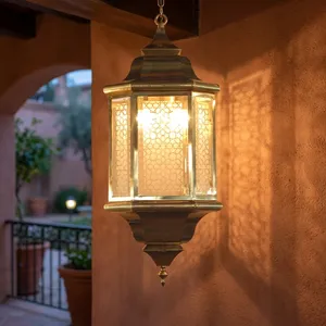 โคมไฟแขวนเหล็กและกระจกสไตล์เมดิเตอร์เรเนียนสำหรับภายนอกอาคาร กันน้ำ ใช้ตกแต่งทางเข้าบ้าน ดีไซน์ทรงสี่เหลี่ยมผืนผ้า ตกแต่งบ้าน - Product Image 1