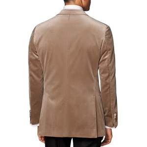 Costume de smoking homme beige camel à revers pointus et un bouton, idéal pour le printemps et l'été, blazer lourd pour fêtes formelles, mariages et tenues de marié - Product Image 2