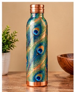 Botella de Agua de Cobre Grabada a Mano con Patrón de Ondas Zen Asiáticas, Recipiente Metálico Portátil y Ecológico - Product Image 2