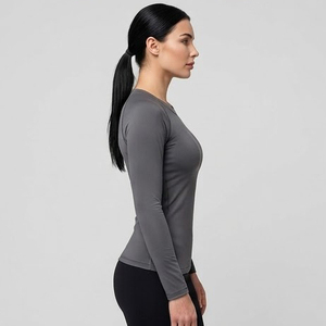 T-shirt de compression à manches longues pour femme, col rond, sous-vêtement technique pour le sport, le yoga et l'entraînement en salle de sport - Product Image 3