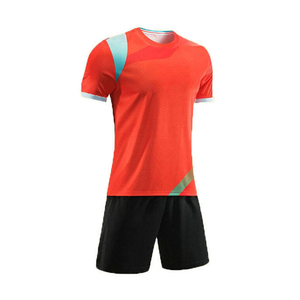 Conjunto de Camiseta de Fútbol para Hombre, Color Rojo con Bloques de Color, Manga Corta, Absorbe la Humedad, Ajuste Atlético, Uniforme de Fútbol para Todas las Temporadas - Product Image 3
